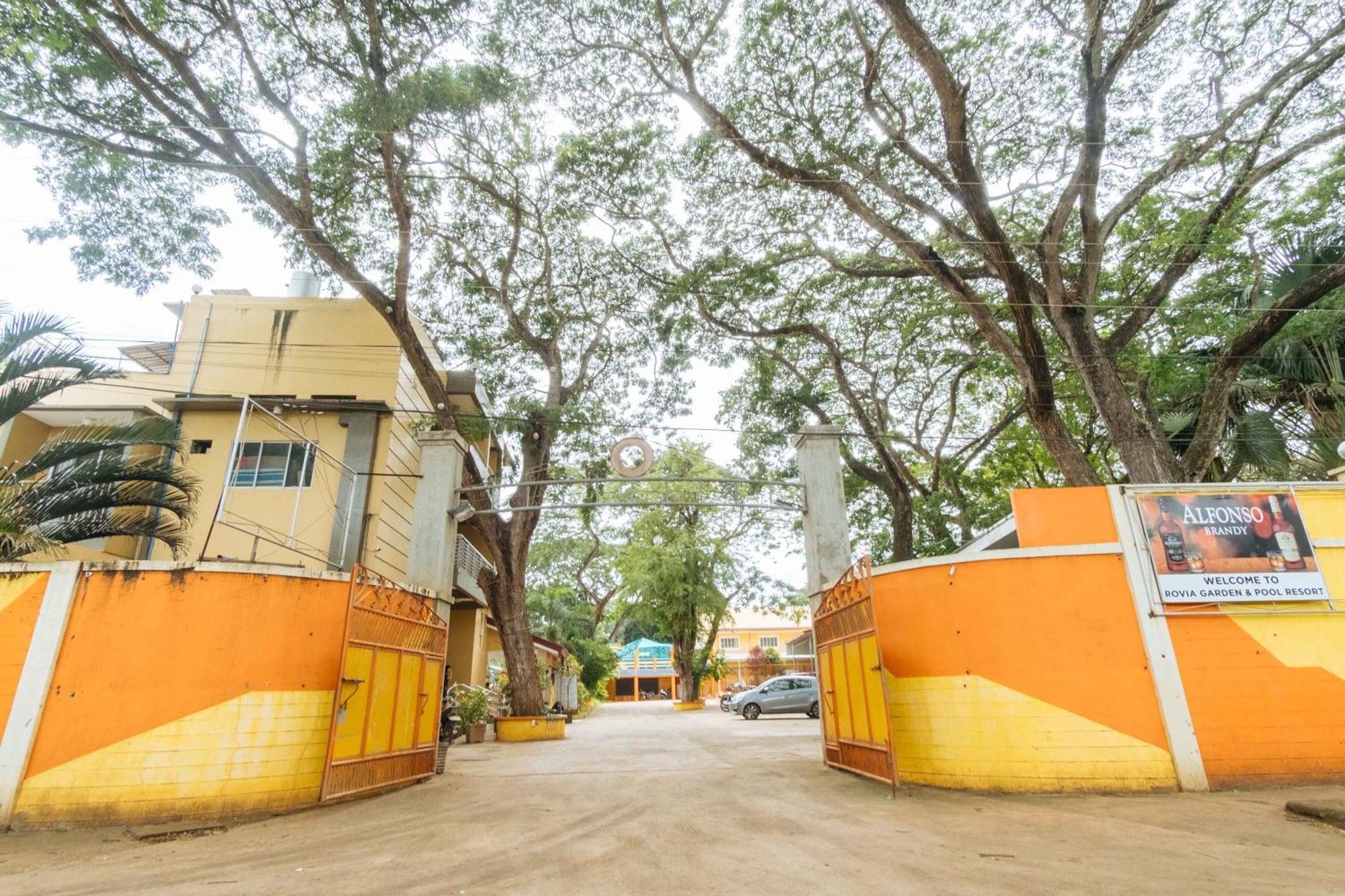 Отель Reddoorz Premium @ Gabinete Road Palawan Пуэрто-Принцеса Экстерьер фото