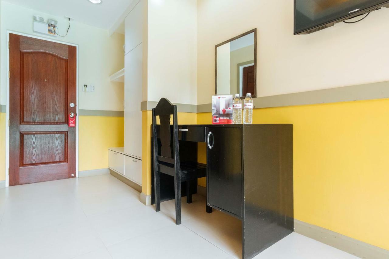 Отель Reddoorz Premium @ Gabinete Road Palawan Пуэрто-Принцеса Экстерьер фото